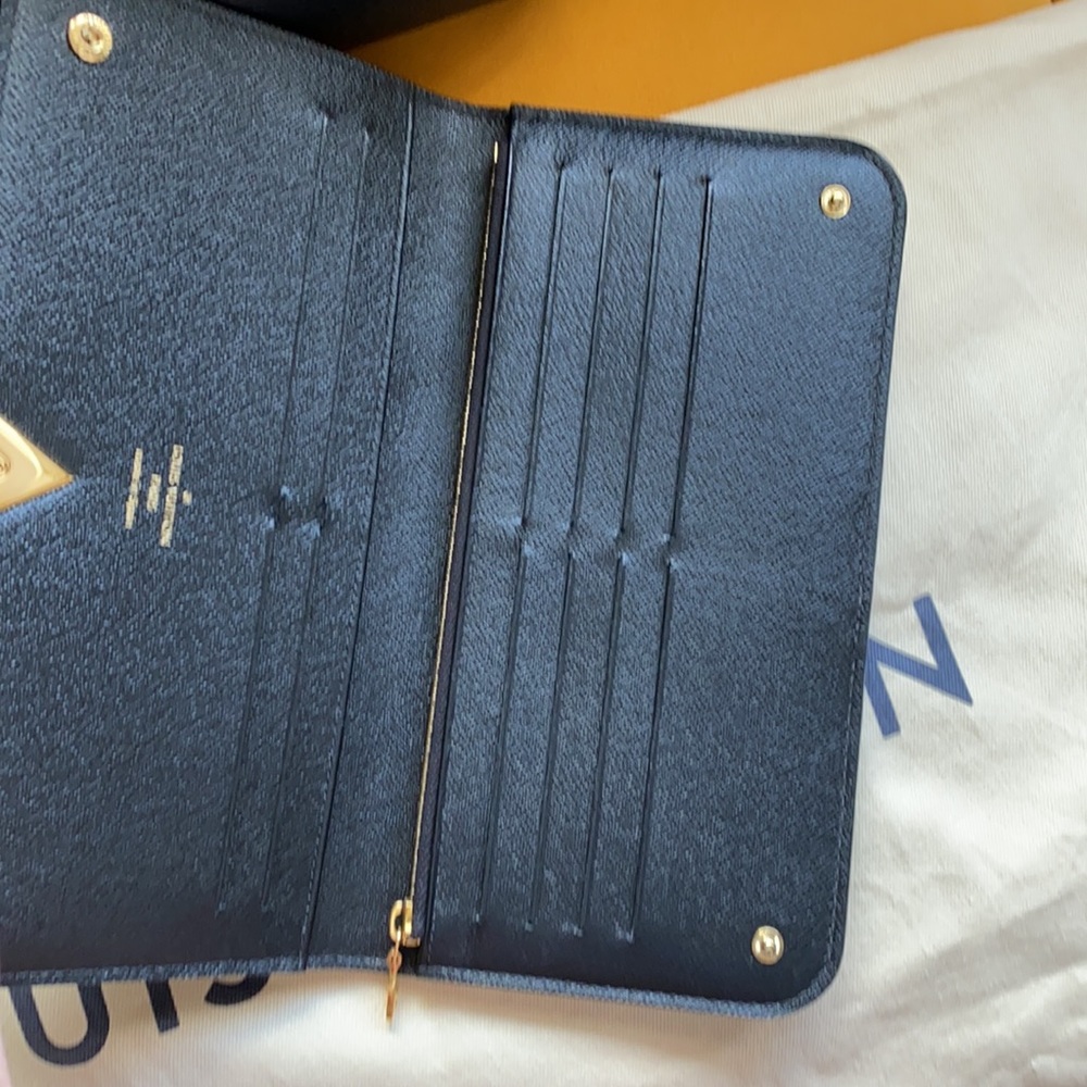 Louis Vuitton kimono bag and wallet Authentic - Picture 13 of 16